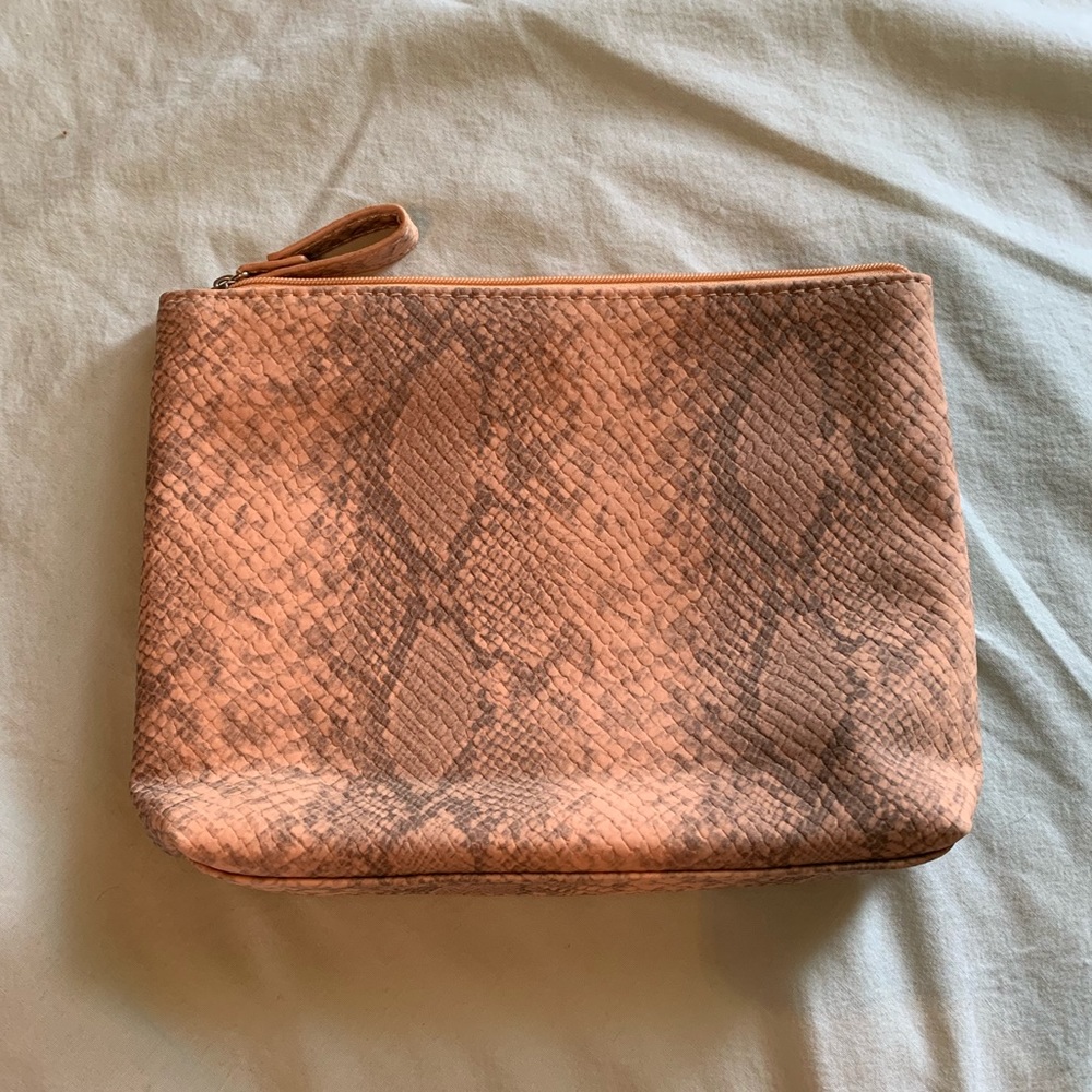 Makeup bag